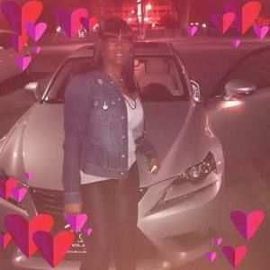 Meet your Posher, Simone